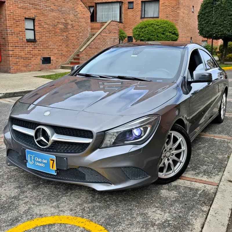 Mercedes-Benz Clase CLA 1.6 Limited Plus — vista principal