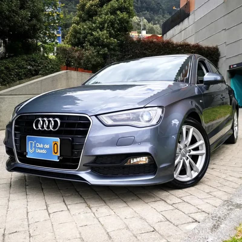 Audi A3 1.8 Tfsi Ambition S-line — vista principal