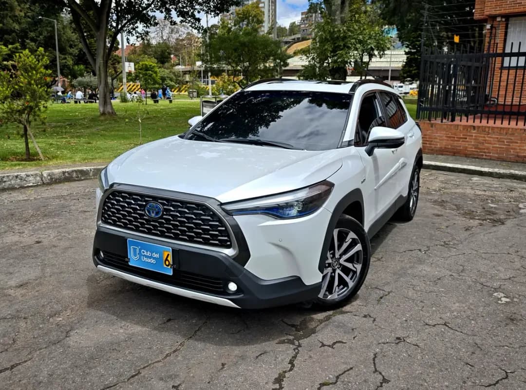 Toyota Corolla Cross 1.8 Hev Seg Cvt — vista principal