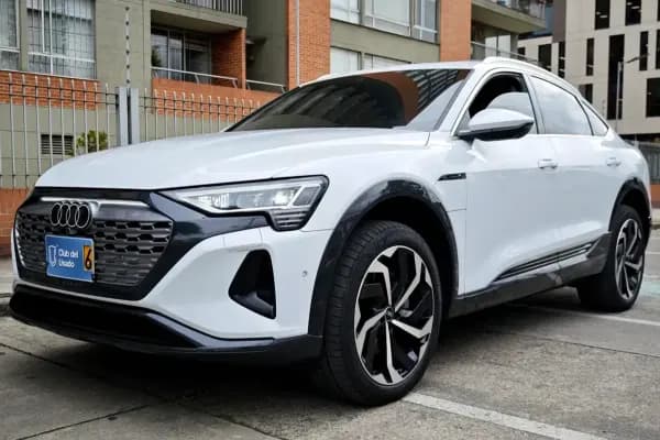 Audi Q8 E-Tron Sportback 0.0 55 Quattro Prestige — vista principal