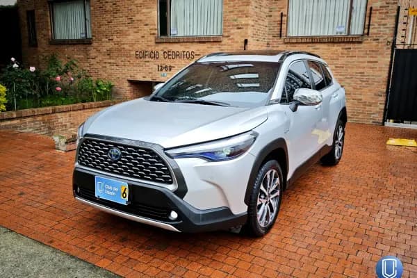Toyota Corolla Cross 1.8 Hev Seg Cvt — vista principal
